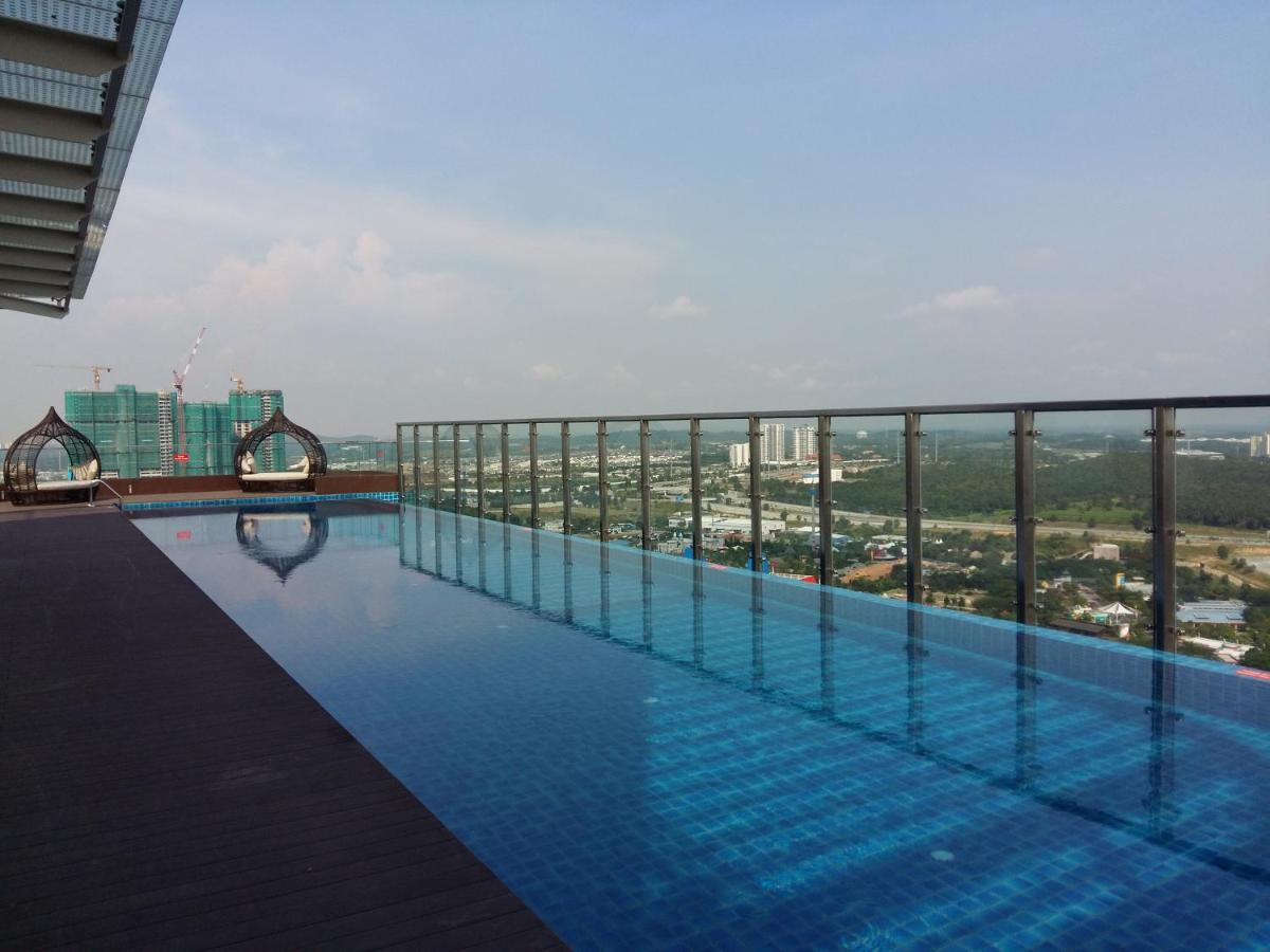 Afiniti Residence At Legoland Medini Nusajaya  Bagian luar foto